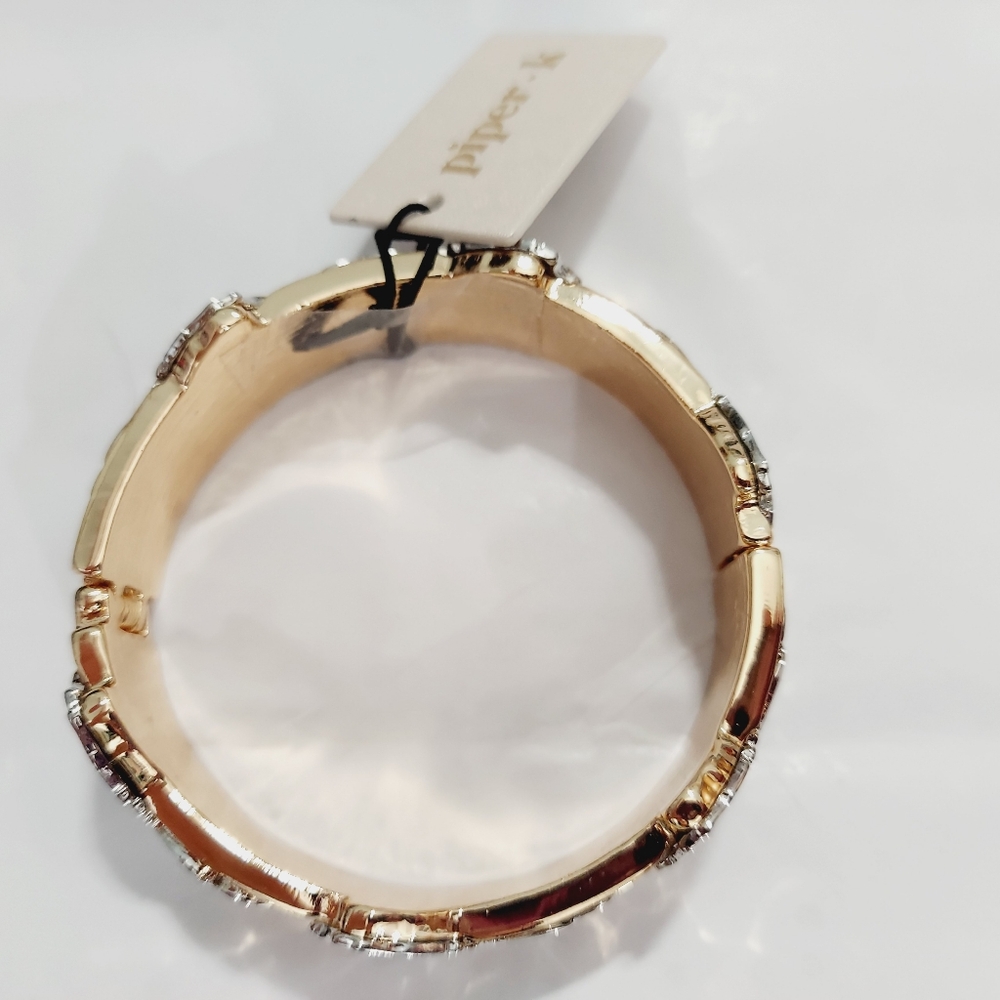 NWT Piper K Silver And Gold Bangle Bracelet With Horses - Picture 6 of 8